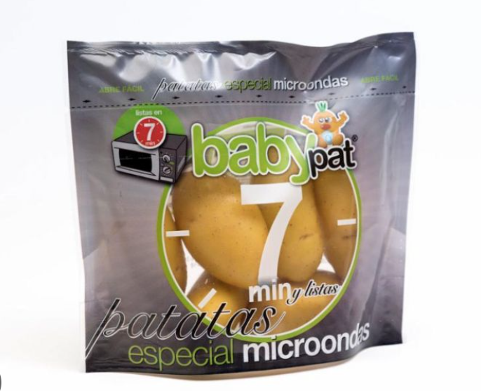 Verduras a la jardineras con berberechos y patatas en el microondas.